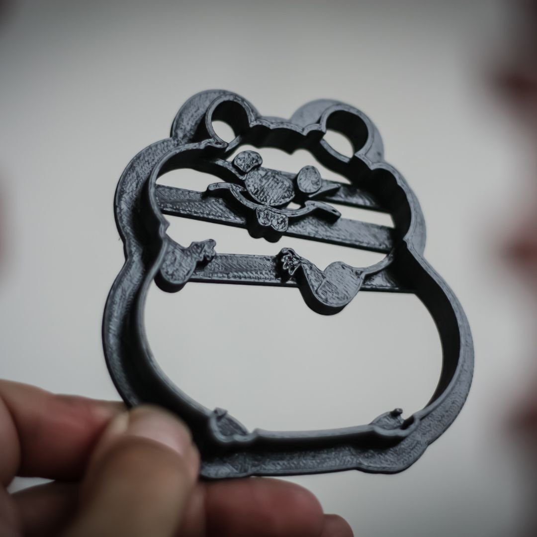 Hamster cookie cutter