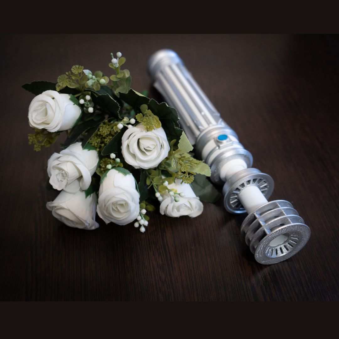 White Star Wars Bridal Bouquet Holder | Wedding Bouquet Lightsaber Holder | Leia Lightsaber Bouquet Holder | star wars wedding - 3DPrintProps
