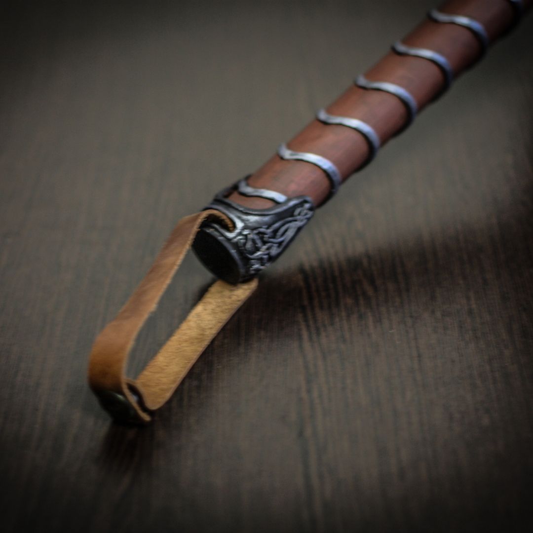 Thor-Hammer-Hammer-of-Thor-Cosplay-Prop-Life-Size-Thors-Hammer-mjolnir-replica
