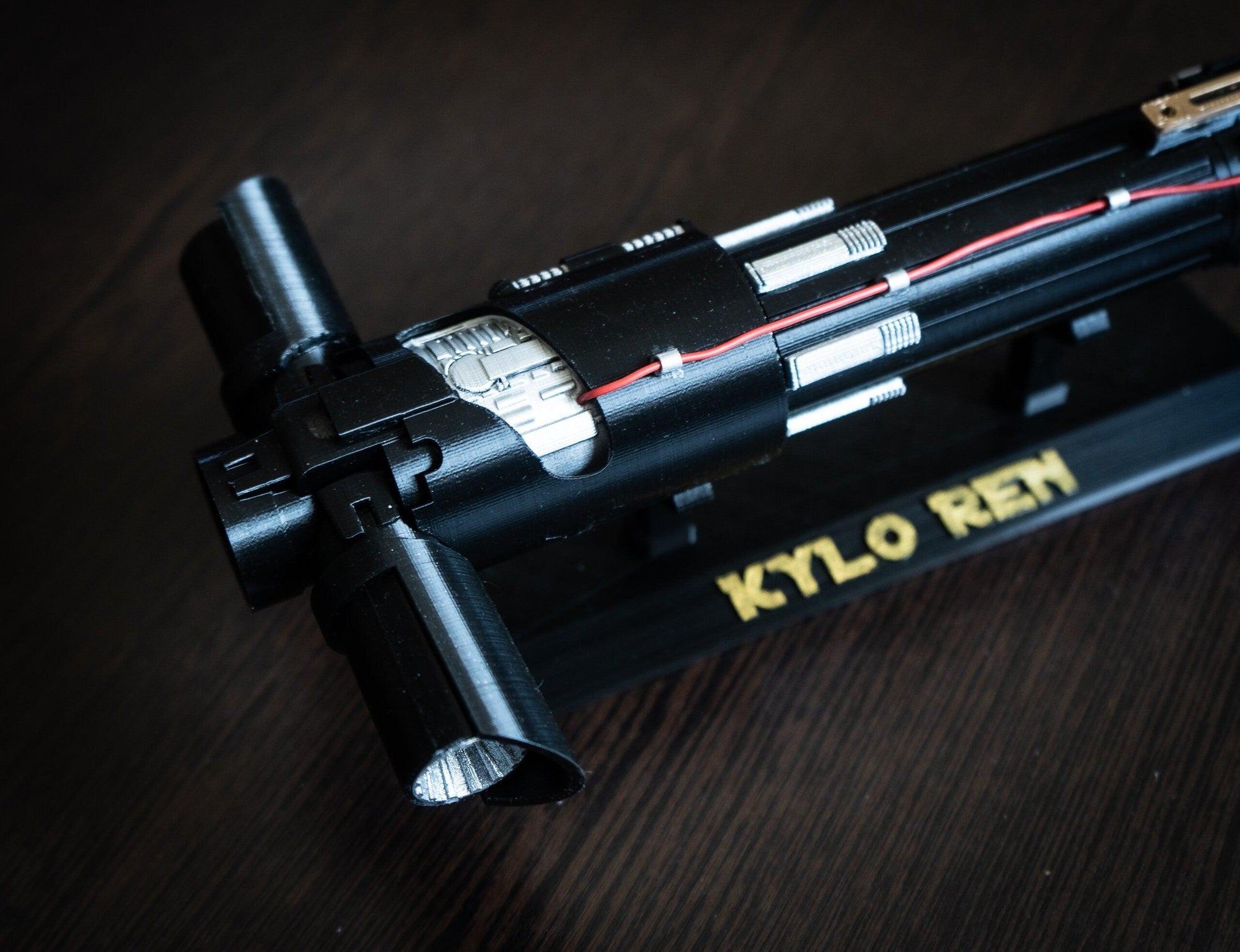 Kylo Ren Lightsaber | Star Wars Custom Lightsaber Prop | Star Wars Inspired Cosplay  Replica props | 3d printed weapon - 3DPrintProps
