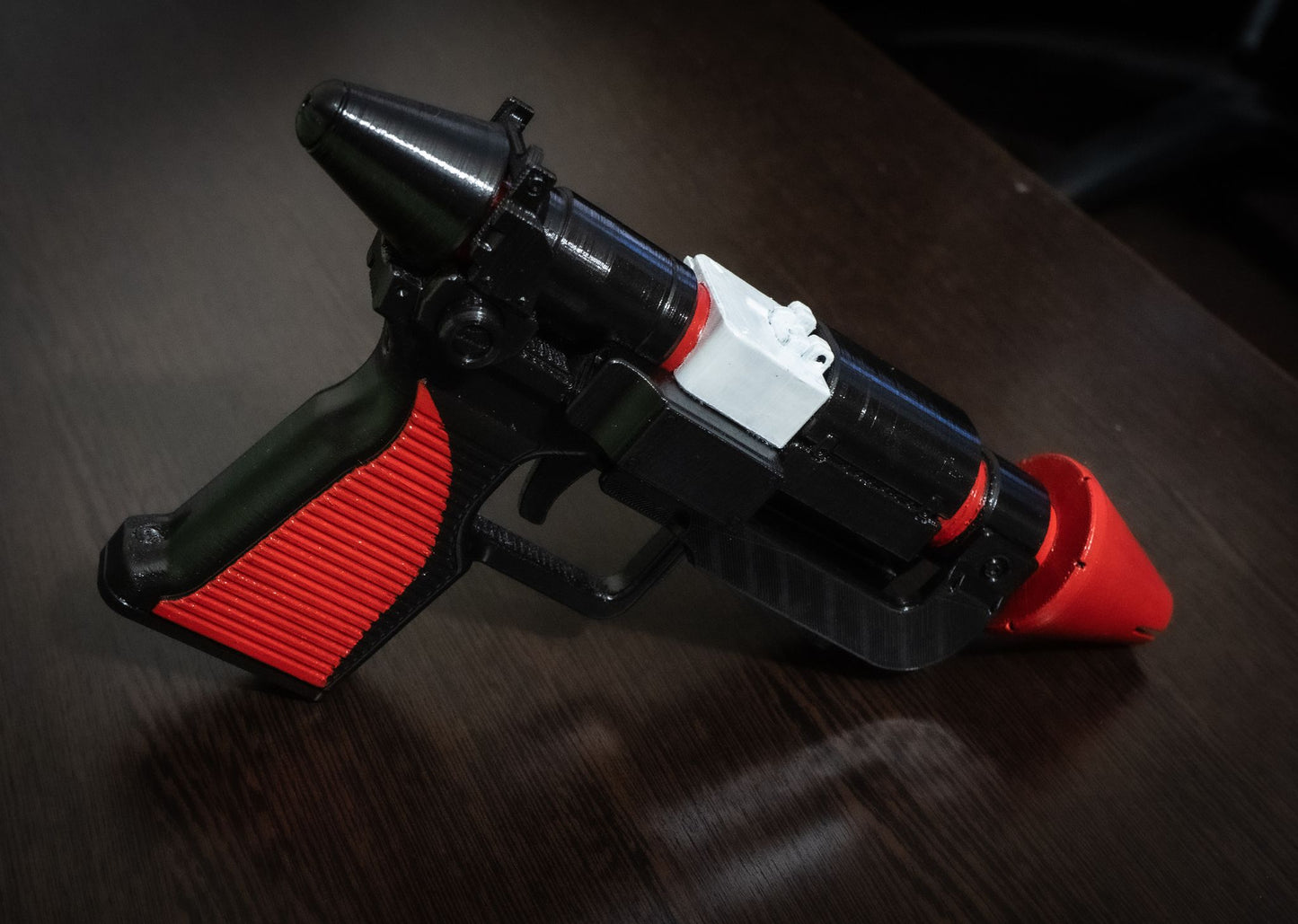 Major Baron Elrik Vonreg Blaster | RK-3 blaster pistol | Star Wars Props - 3DPrintProps