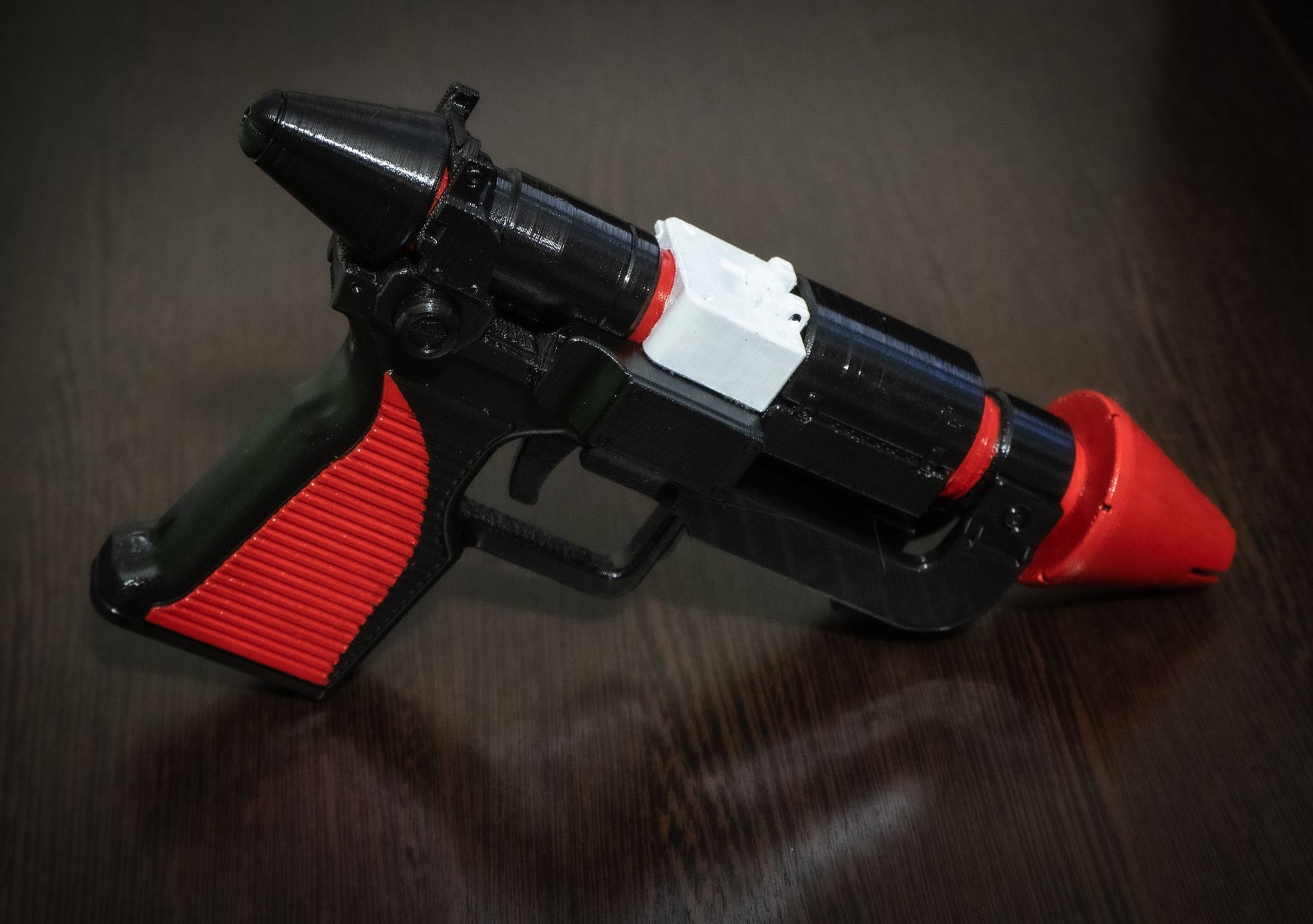 Major Baron Elrik Vonreg Blaster | RK-3 blaster pistol | Star Wars Props - 3DPrintProps
