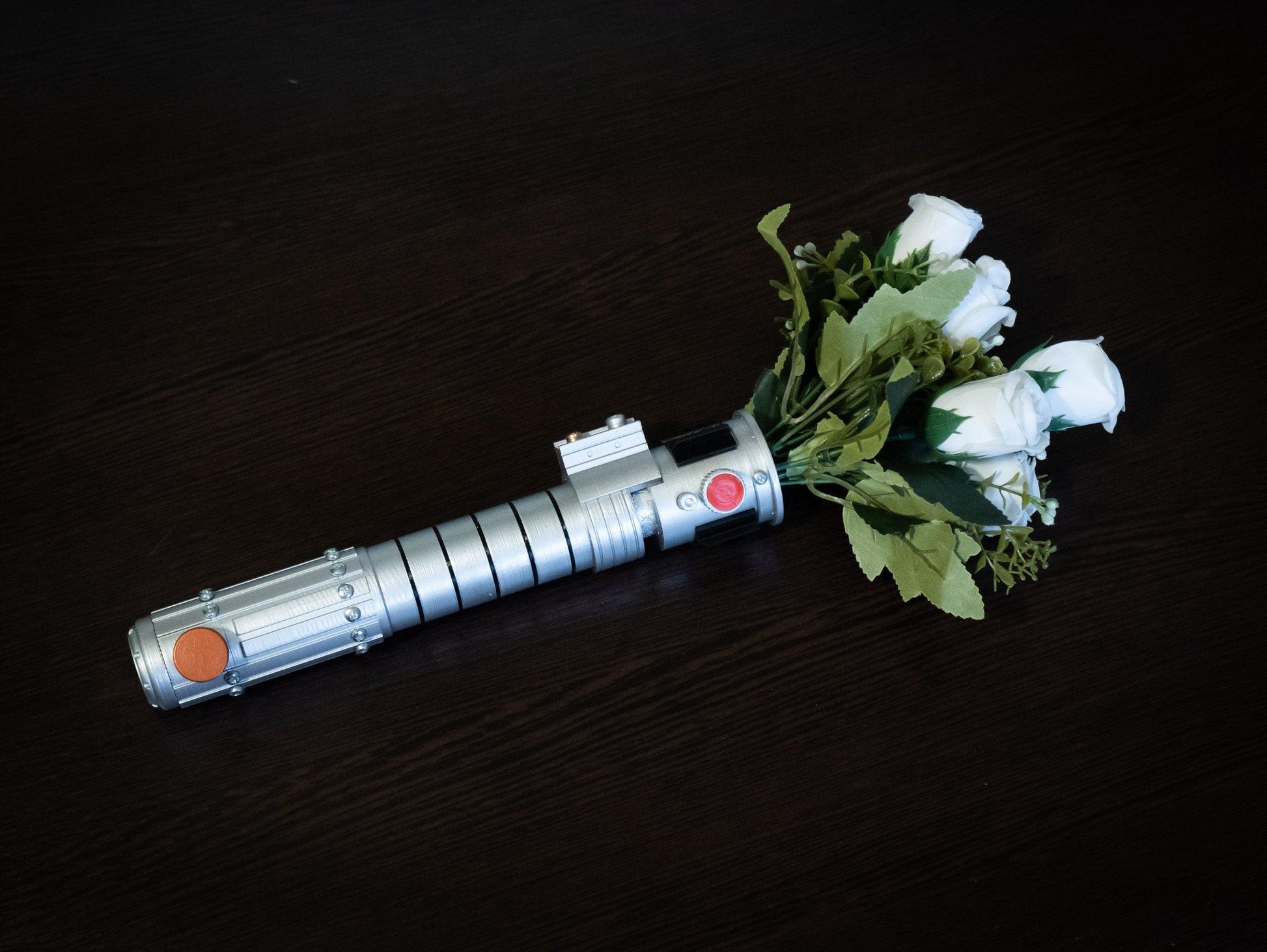 Mara Jade Star Wars Inspired Bridal Bouquet Holder | Star Wars wedding - 3DPrintProps
