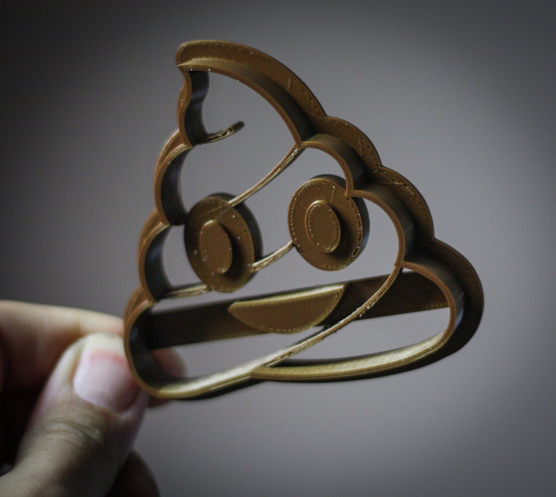 Poop Emoji Cookie Cutter | biscuit cutters | party cookie cutter - 3DPrintProps