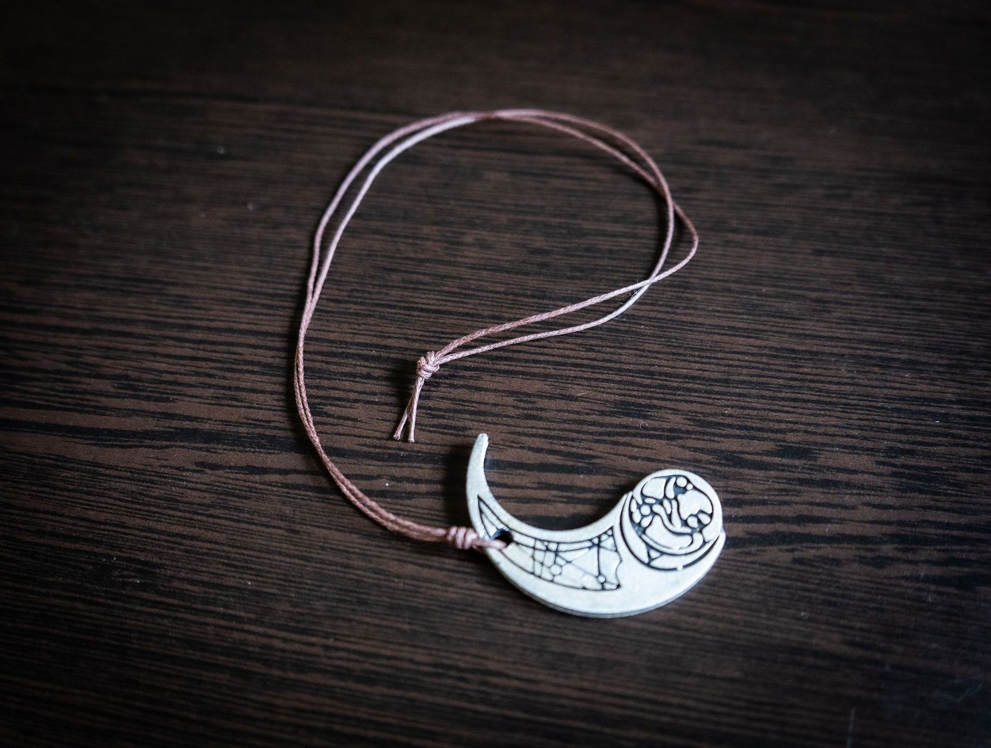 Rose Tico and Paige Tico Otomok medallion |  Star Wars Cosplay - 3DPrintProps