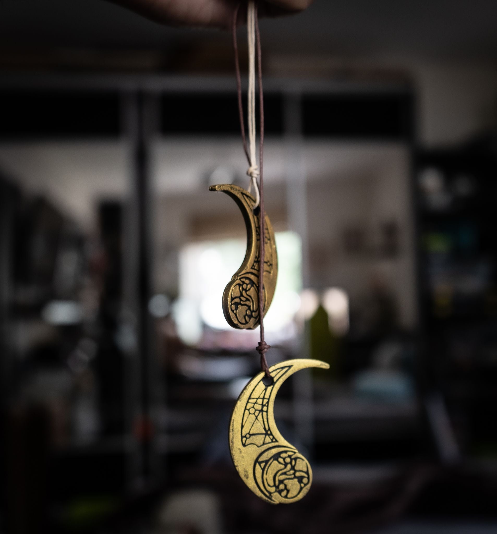 Rose Tico and Paige Tico Otomok medallion |  Star Wars Cosplay - 3DPrintProps