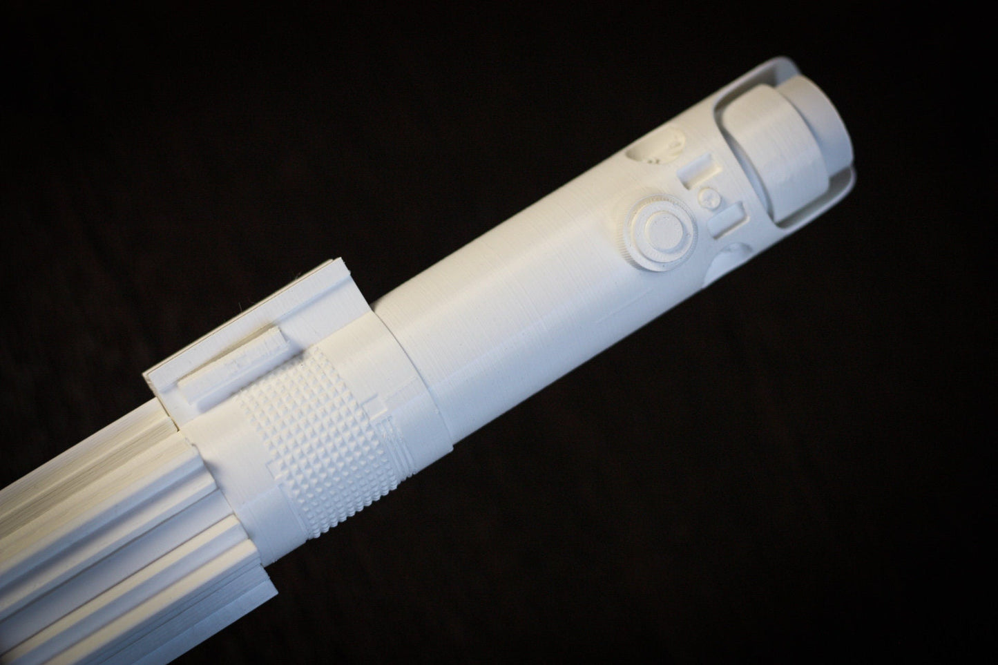 Star-Wars-Bridal-Bouquet-Holder-Pure-White-star-wars-wedding-Luke-Skywalker-