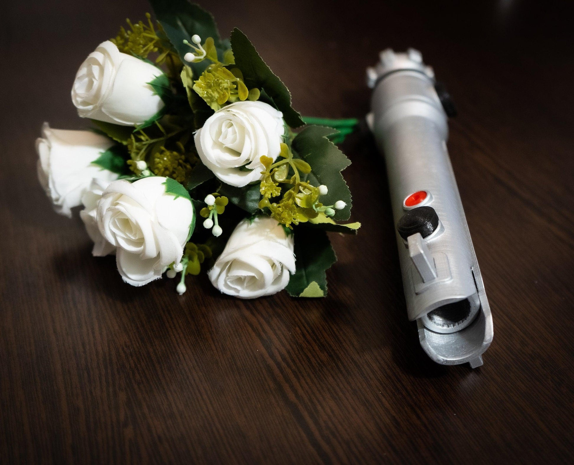 Star Wars Inspired Bridal Bouquet Holder Ahsoka Tano | star wars wedding - 3DPrintProps