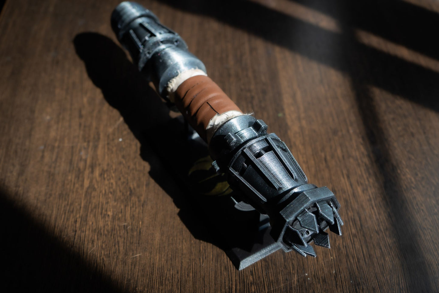 Star Wars Inspired Bridal Bouquet Holder | Wedding Bouquet Lightsaber Holder | Rey Lightsaber Bouquet Holder | star wars wedding - 3DPrintProps
