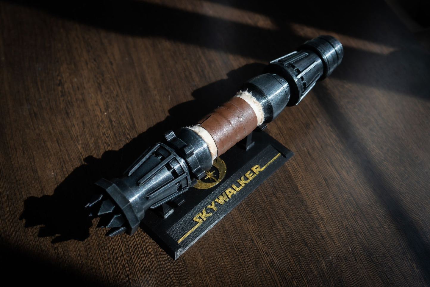 Star Wars Inspired Bridal Bouquet Holder | Wedding Bouquet Lightsaber Holder | Rey Lightsaber Bouquet Holder | star wars wedding - 3DPrintProps