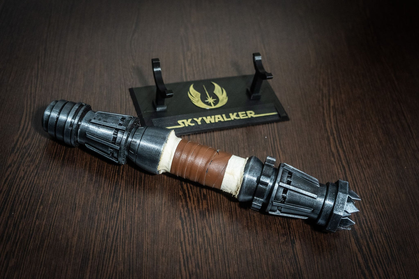 Star Wars Inspired Bridal Bouquet Holder | Wedding Bouquet Lightsaber Holder | Rey Lightsaber Bouquet Holder | star wars wedding - 3DPrintProps