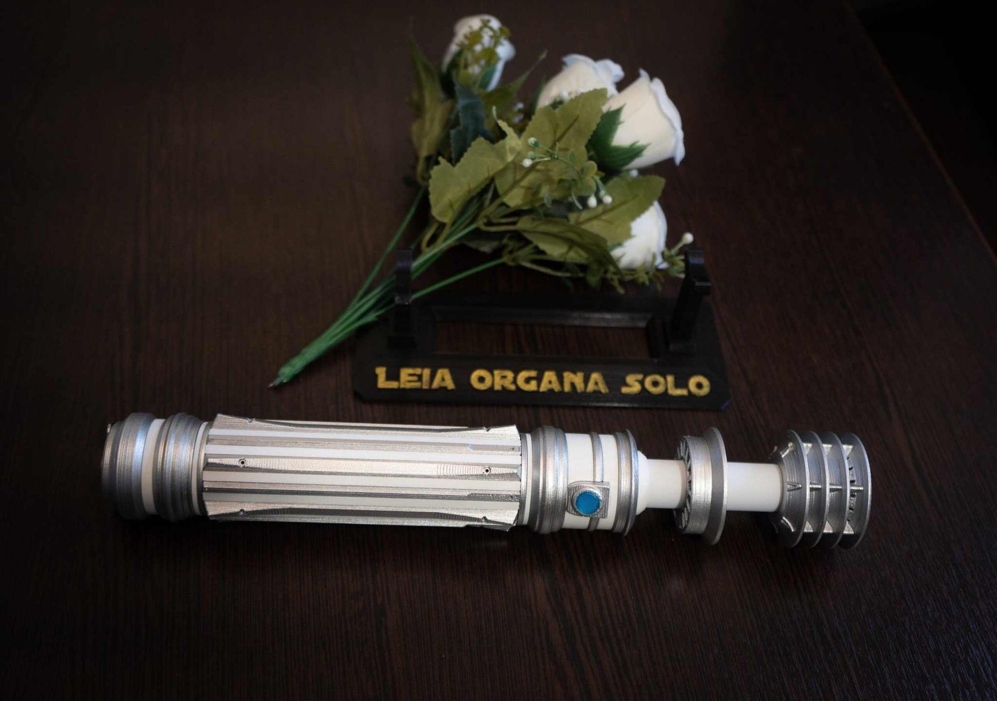 White Star Wars Bridal Bouquet Holder | Wedding Bouquet Lightsaber Holder | Leia Lightsaber Bouquet Holder | star wars wedding - 3DPrintProps