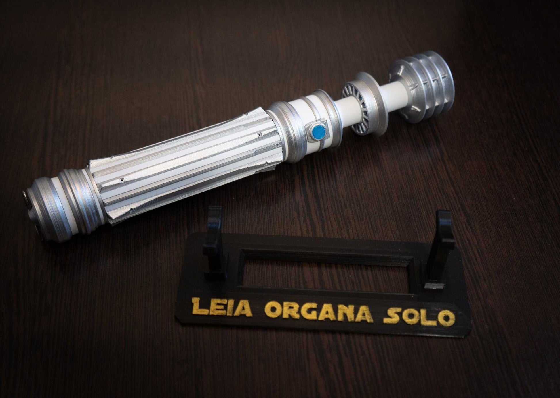 White Star Wars Bridal Bouquet Holder | Wedding Bouquet Lightsaber Holder | Leia Lightsaber Bouquet Holder | star wars wedding - 3DPrintProps