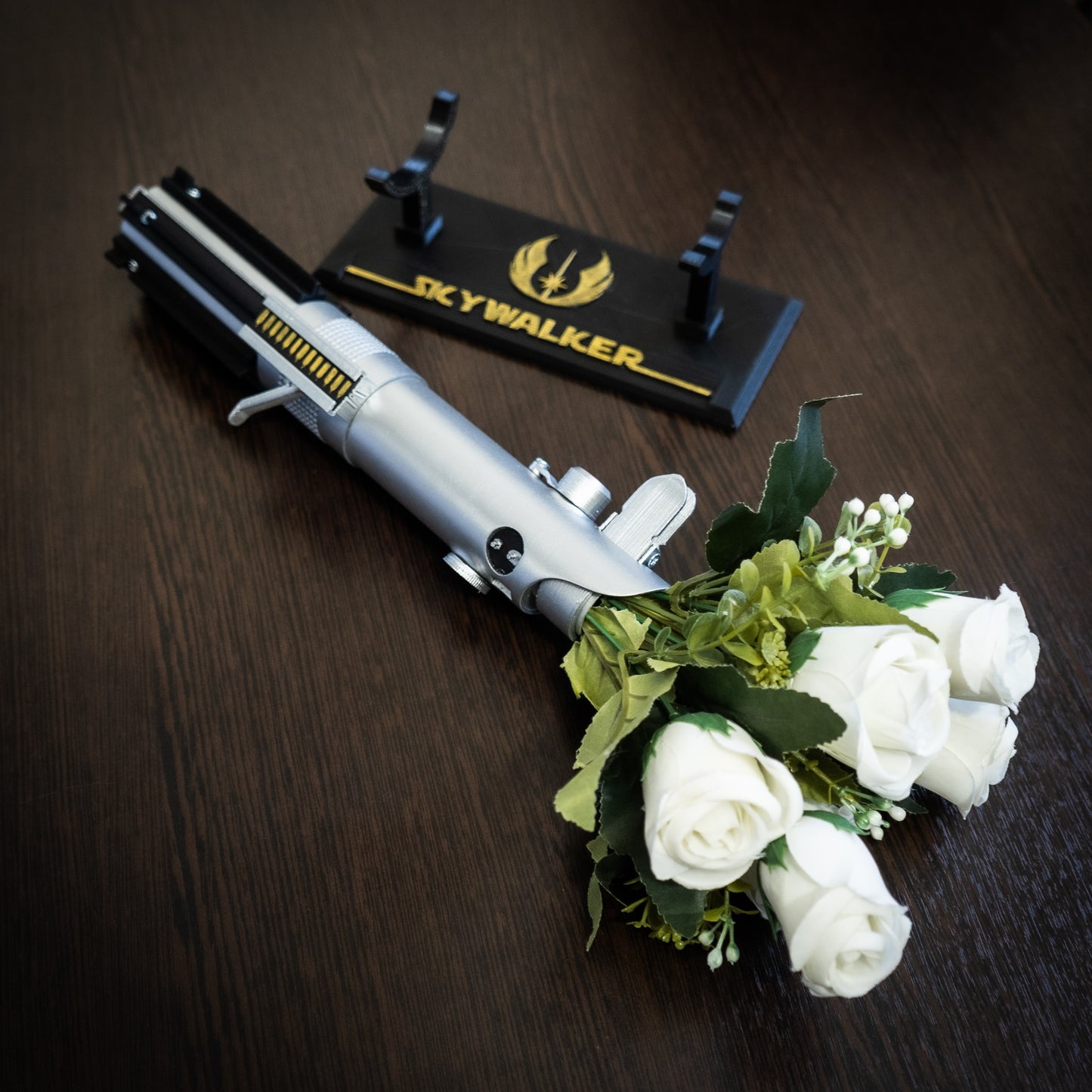 Star Wars Inspired Bridal Bouquet Holder | Wedding Bouquet Lightsaber Holder | Lightsaber Bouquet Holder | star wars wedding Luke Skywalker