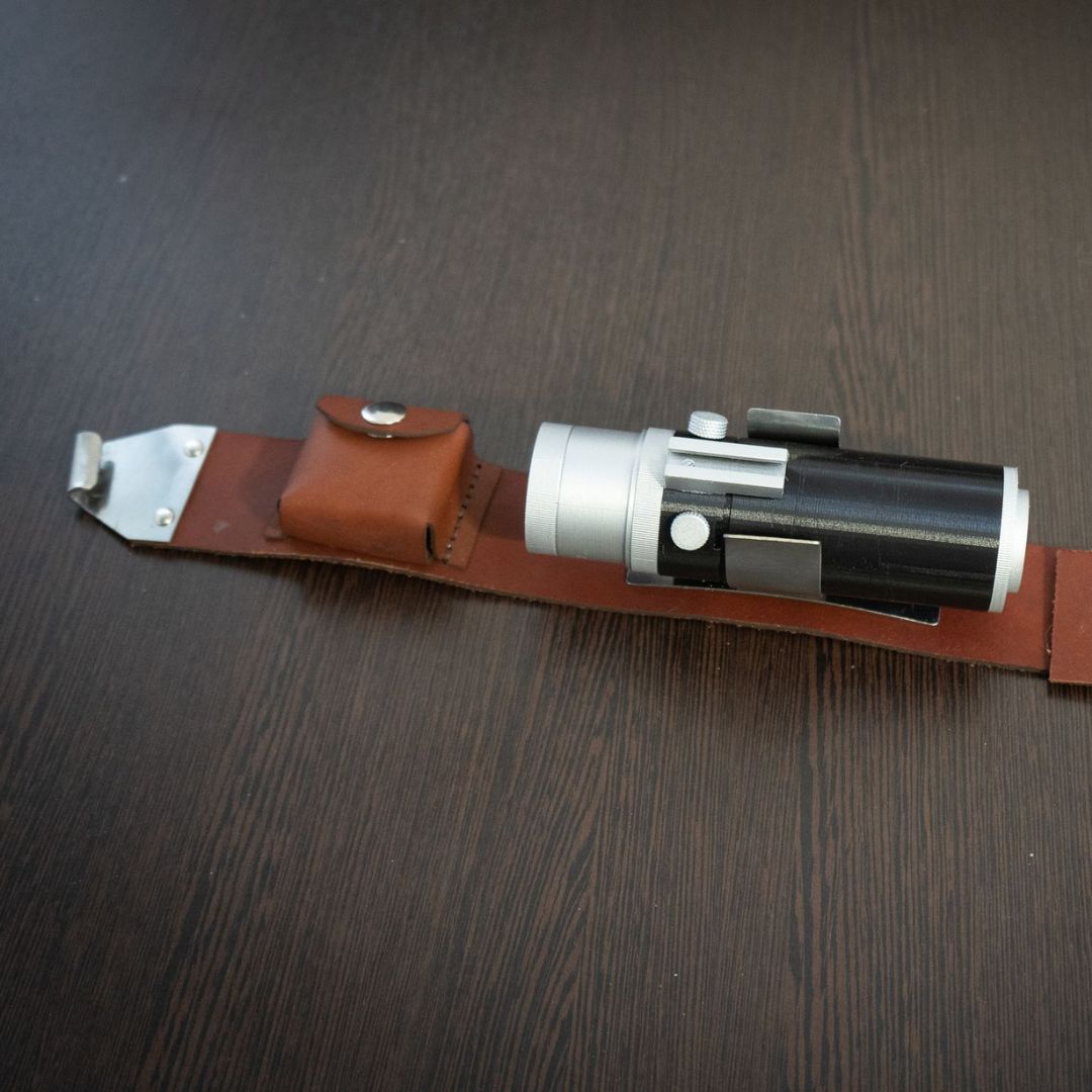 Han-Solo-Blaster-Leather-Belt-with-Holster-Power-Cells-Gas-Cartridge-Droid-Caller-Star-Wars-Cosplay-