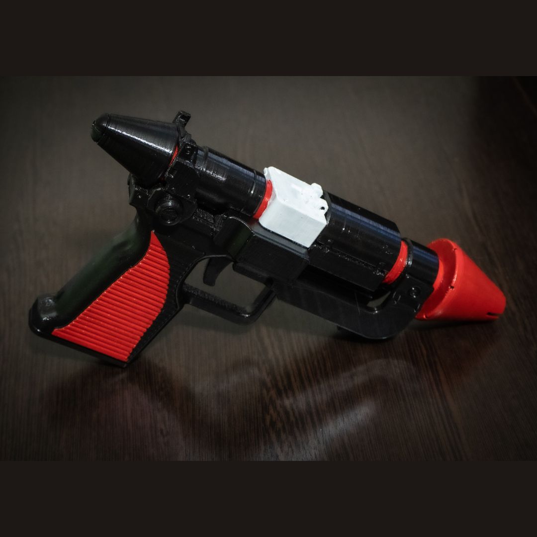 Major Baron Elrik Vonreg Blaster | RK-3 blaster pistol