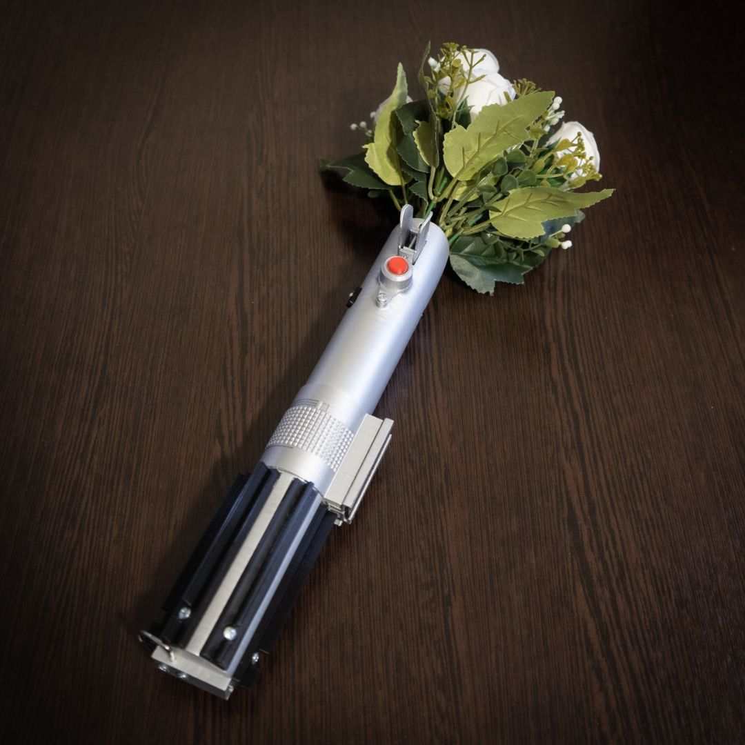 Star-Wars-Inspired-Bridal-Bouquet-Holder-Wedding-Bouquet-Lightsaber-Holder-Lightsaber-Bouquet-Holder-star-wars-wedding-Luke-Skywalker-7