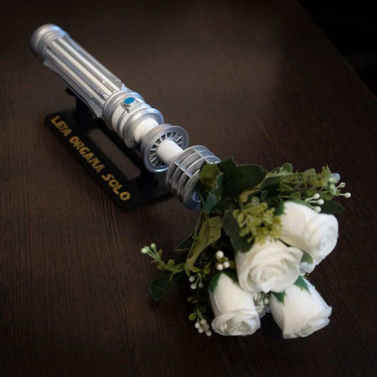 White Star Wars Bridal Bouquet Holder | Wedding Bouquet Lightsaber Holder | Leia Lightsaber Bouquet Holder | star wars wedding - 3DPrintProps