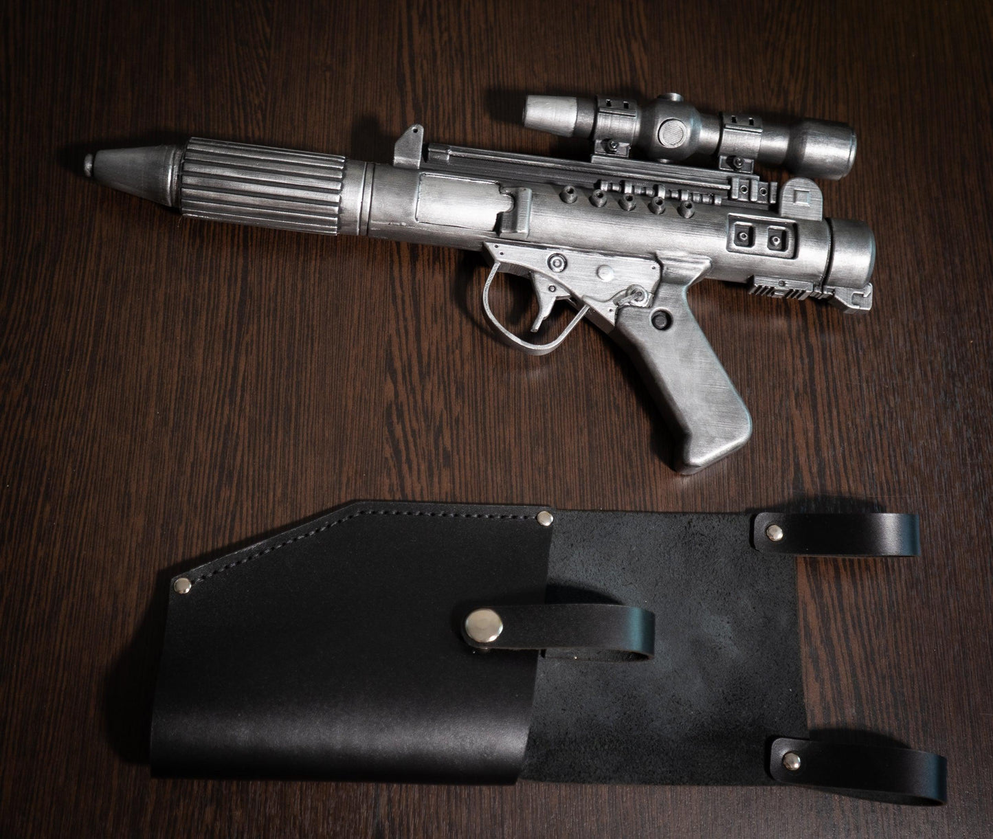 DH-17 blaster pistol with leather holster | Star Wars Replica | Star Wars Props | Star Wars Cosplay - 3DPrintProps