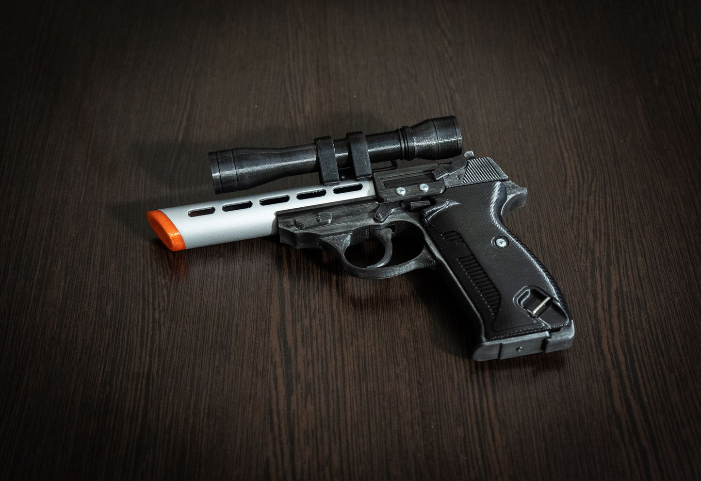 Moff Gideon Blaster pistol | Star Wars Replica | Star Wars Props | Star Wars Cosplay - 3DPrintProps