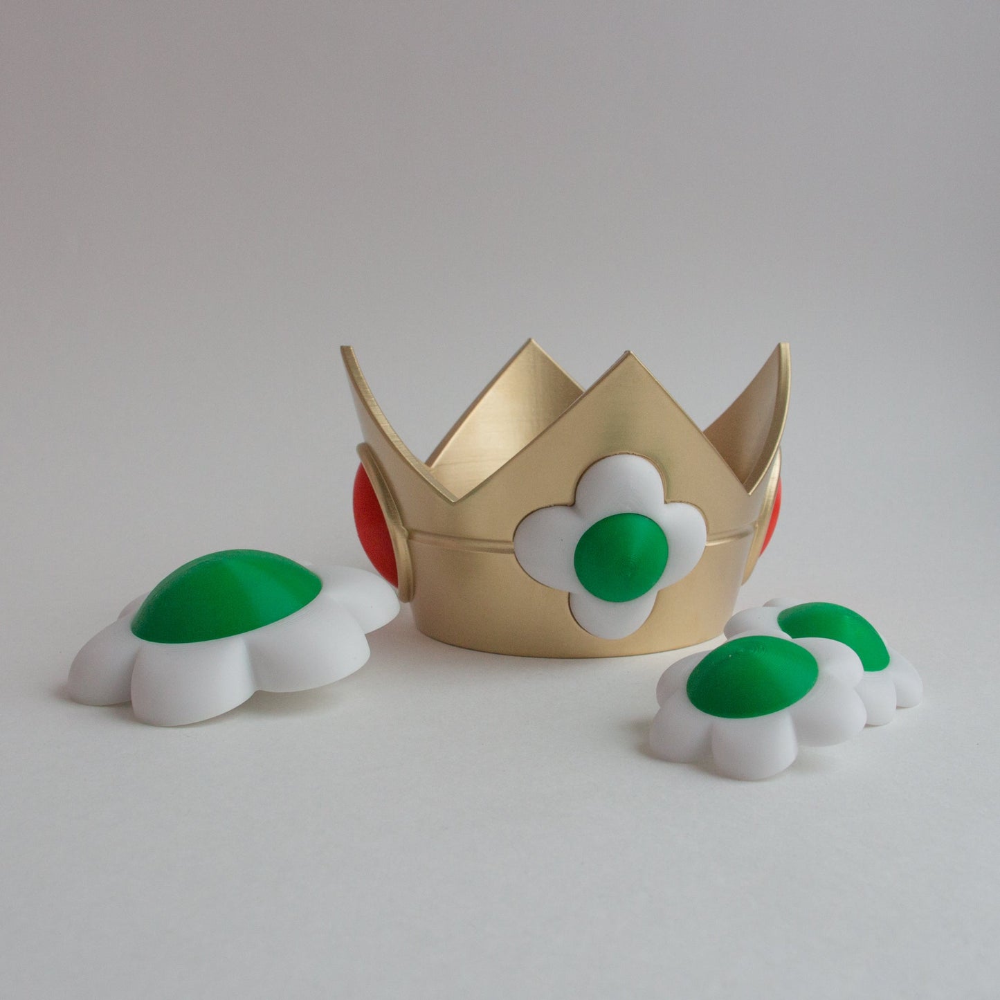 Princess Daisy Accessories – Crown, brooch, earrings from Super Mario Bros video game
