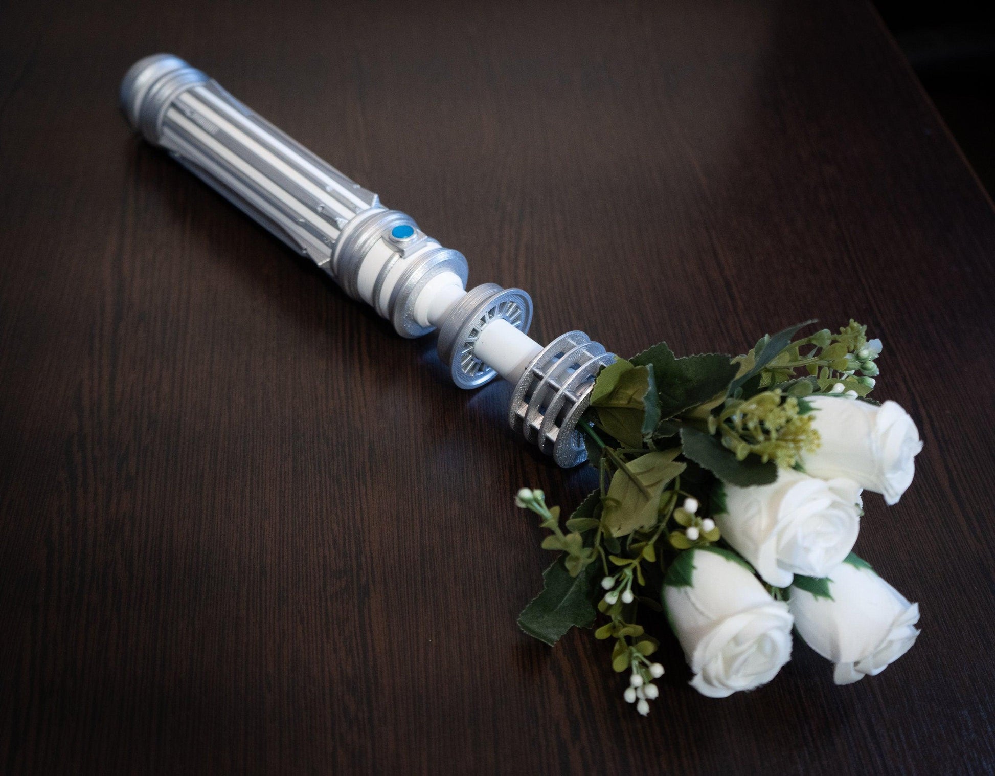 Lightsaber Bouquet Holder Leia No Paint Required 3D -   Star wars  wedding theme, Star wars wedding, Bouquet holder