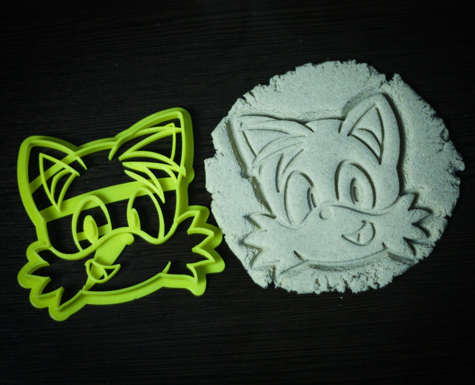 Tails Cookie Cutter | Fondant cutter | Sonic Birthday Party | Video Game Cookie Cutters | cookie party decor | biscuit cutter | cookie shape - 3DPrintProps